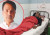 থুতু চাটালেন সাবেক ছাত্রদল নেতা, হাসপাতালে চালক