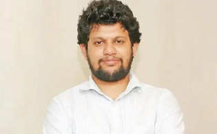 বক্তব্যের জন্য উপদেষ্টা মাহফুজের দুঃখ প্রকাশ