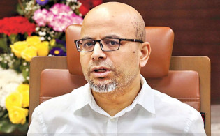 যে কারণে প্রধান উপদেষ্টার পদত্যাগ নিয়ে স্ট্যাটাস তারপর ডিলিট