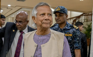 প্রধান উপদেষ্টার যেসব চাপে থাকার কথা জানালো নিউইয়র্ক টাইমস