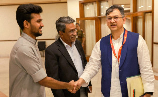 আসিফ-সালাহউদ্দিনের ভাইরাল মুহূর্ত নিয়ে তোলপাড়