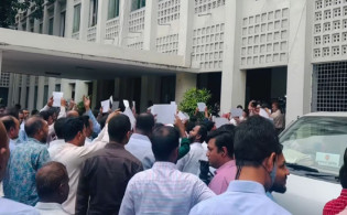 ‘সচিবরা জুলাইয়ের বিরুদ্ধে নেমেছেন, কপালে শনি আছে’