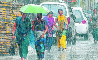 হঠাৎ ভারতে রেড অ্যালার্ট জারি