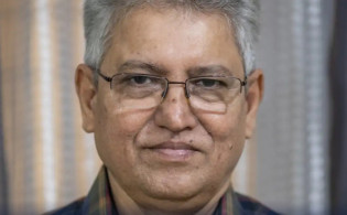 ড. ইউনূসকে কড়া ভাষায় আক্রমণ মাসুদ কামালের