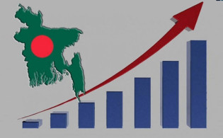 আশার আলো উঁকি দিচ্ছে বাংলাদেশের অর্থনীতিতে
