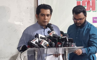 ড. ইউনূসকে খোঁচা দিলেন আন্দালিব পার্থ