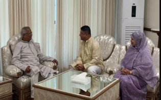 প্রধান উপদেষ্টার সঙ্গে সেনাপ্রধানের সাক্ষাৎ: সম্পর্কের উষ্ণতা বৃদ্ধির ইঙ্গিত