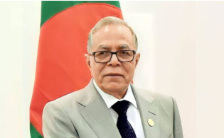 আব্দুল হামিদের শাহজালালে ‘নীরব আগমন’ নিয়ে জল্পনা