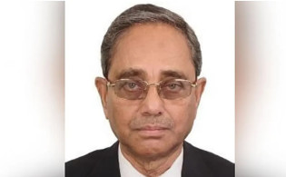 এবার বিমানবন্দর দিয়ে ঢাকা ত্যাগ করলেন হাসিনার চাচা