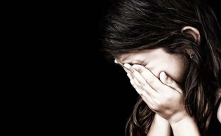 দরজা ভেঙে ঘরে ঢুকে বিধবাকে ধর্ষণ
