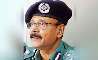 পুলিশের অতিরিক্ত আইজিপি ইকবাল বাহার আটক