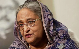 এবার শেখ হাসিনার আইনজীবীকে অপসারণ