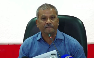 ডেইলি স্টারের বিতর্কিত সিদ্ধান্ত নিয়ে যা বললেন আসিফ নজরুল