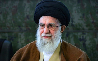 যুদ্ধবিরতির মধ্যে প্রথমবার জাতির উদ্দেশ্যে আয়াতুল্লাহ খামেনেয়ির ভাষণ 