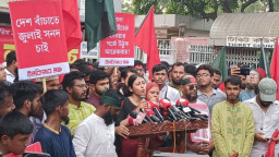 শাহবাগে ইনকিলাবের লাল বার্তা