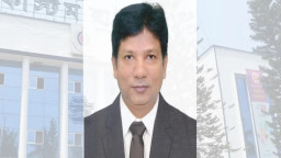 মধ্যরাতে বরখাস্ত চট্টগ্রাম কাস্টমসের কমিশনার