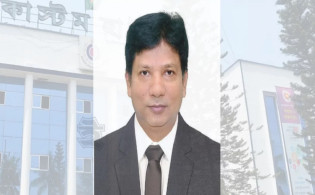 মধ্যরাতে বরখাস্ত চট্টগ্রাম কাস্টমসের কমিশনার