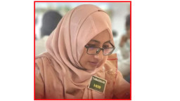 ফেসবুক স্ট্যাটাসে চাকরি হারালেন সহকারী কমিশনার