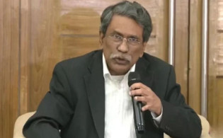 ২০টি ইস্যুতে সিদ্ধান্তই আসছে না: আলী রীয়াজ