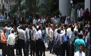 সচিবালয় আন্দোলনের নেতৃত্বে বিভাজন, দখল-বাণিজ্যের অভিযোগ