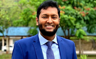 বিএনপি থেকে পদত্যাগ করলেন ড. ফয়জুল হক