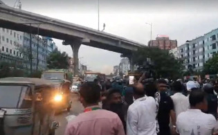 ৫ ঘণ্টা পর বনানীতে যান চলাচল শুরু