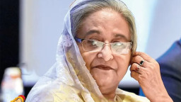 এক রাতেই বদলে গেল হাসিনার ইতিহাসের গতি