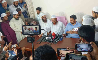 নির্বাচন নিয়ে একসাথে নতুন বার্তা দিলেন চরমোনাই ও এনসিপি