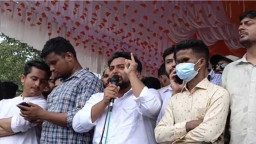 হামলার মধ্যেওরাজপথে নাহিদের বিপ্লবী আহ্বান