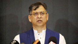 দলীয় প্রধানের প্রধানমন্ত্রী হওয়ার সুযোগ থাকা উচিত