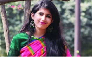 উমামার স্ট্যাটাসে চাঁদাবাজির নাটকে বড় মোড়