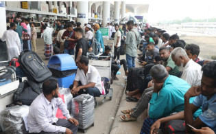 বাংলাদেশি কর্মীদের বড় সুখবর দিলো মালয়েশিয়া
