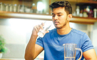 যেসব অভ্যাসে কমবে গ্যাস্ট্রিকের সমস্যা