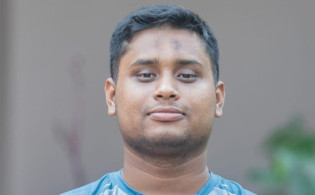 শোকজের জবাবে বিস্ফোরক হাসনাত আবদুল্লাহ