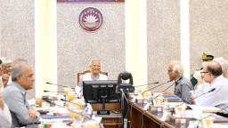 দুই উপদেষ্টাকেসম্মান জানালো সরকার