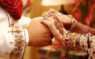 বিয়েতে মার্কিন দম্পতির অভিনব পরিকল্পনায় হইচই