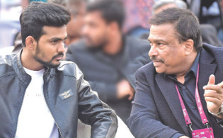 অবশেষে ফারুককে নিয়ে মুখ খুললেন ক্রীড়া উপদেষ্টা