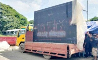ধানমন্ডি ৩২ নম্বরে চলছে ‘কিলার হাসিনা’