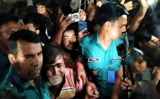 ভিডিও কল আর তারপর যা ঘটলো ধানমন্ডি ৩২-এ