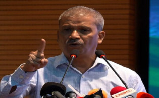 ডাক্তাররা কি ওষুধ কোম্পানির দালাল—প্রশ্ন আসিফ নজরুলের