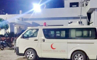 কক্সবাজারে অসুস্থ উপদেষ্টা ফারুকী, এয়ার অ্যাম্বুলেন্সে ফিরলেন ঢাকায়