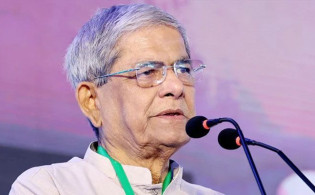 উপদেষ্টাদের অসহায় বললেন মির্জা ফখরুল