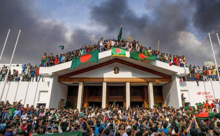 জুলাই সনদে ২৩ দলের সম্মতি ঘিরে আলোচনার ঝড়