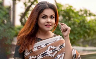‘৭১ ডিল’ নিয়ে তুমুল বিতর্ক, শাওনের পোস্ট ভাইরাল