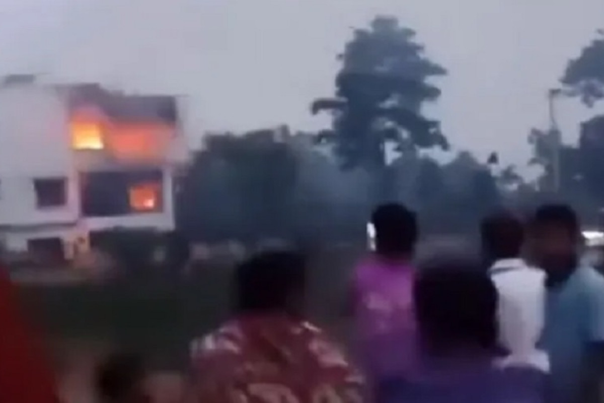 লতিফ সিদ্দিকীর বাড়িতে আগুনের ভিডিও: যা বলল পুলিশ