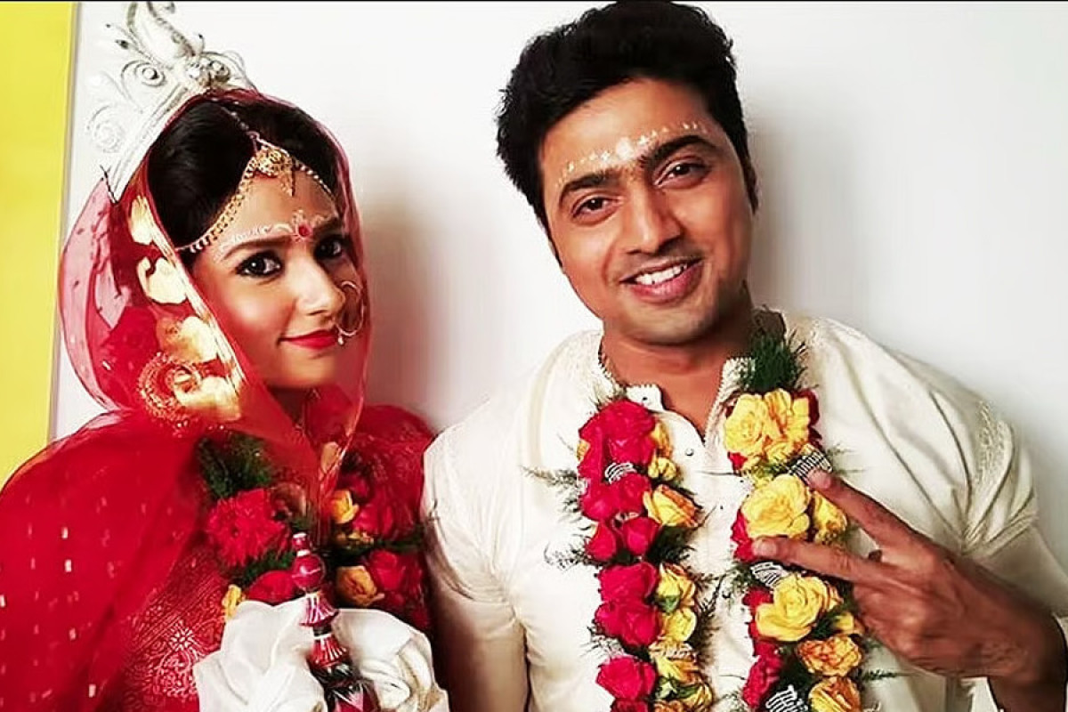 দেবের বিতর্কিত মন্তব্যের জবাবে শুভশ্রীর চমকপ্রদ মন্তব্য