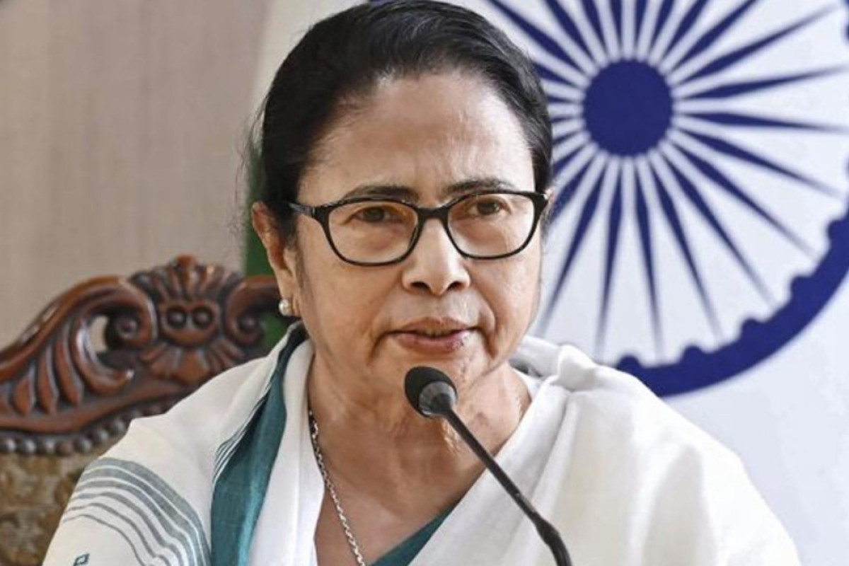 পশ্চিমবঙ্গে মমতার জনপ্রিয়তায় বড় পতনের নেপথ্য কারণ