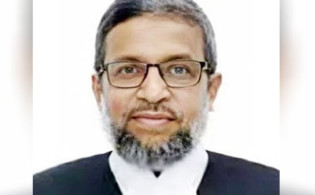 পদত্যাগ করেছেন হাইকোর্টের বিচারপতি