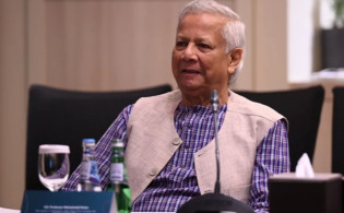 জরুরী বৈঠকে শঙ্কার ইঙ্গিত দিলেন প্রধান উপদেষ্টা