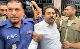 বরগুনায় ১২ আইনজীবী কারাগারে